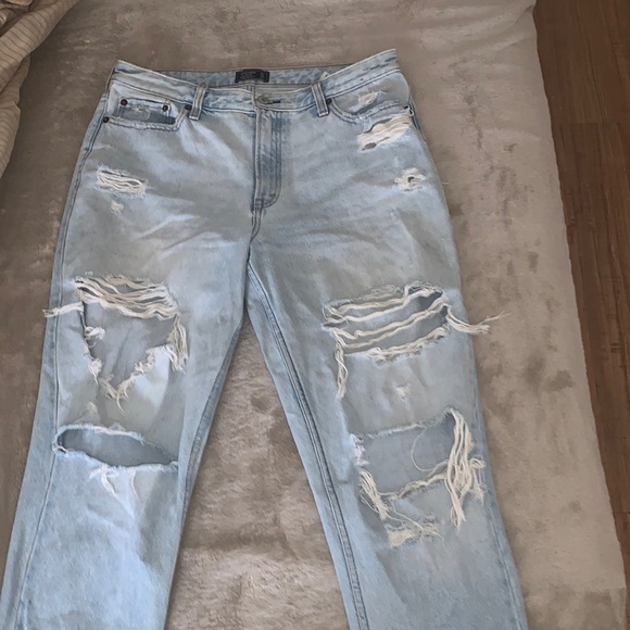 Abercrombie jeans - Picture 2 of 5